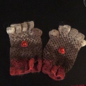 ✨SOLD✨Stylish Winter Gloves